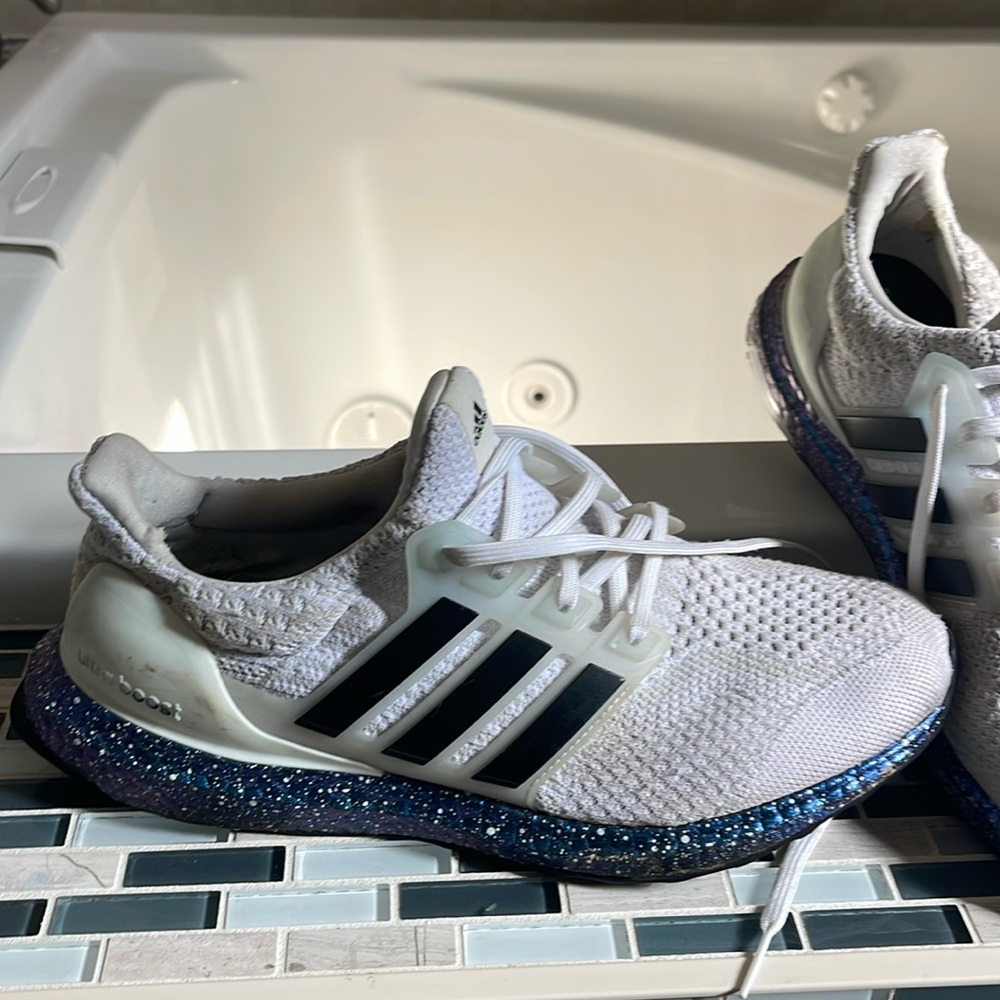 Men, Adidas size 9 ultra boost